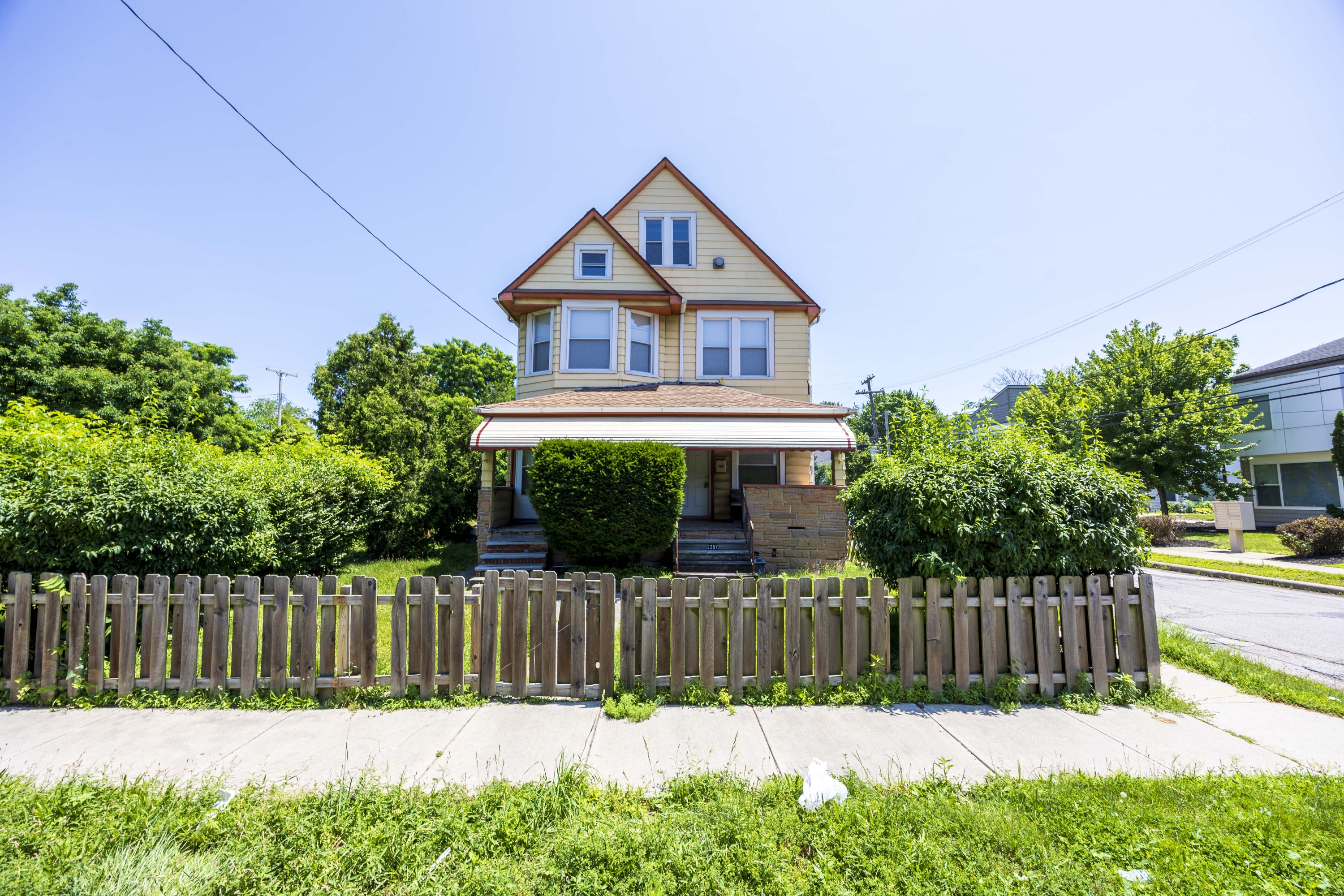 Property main image